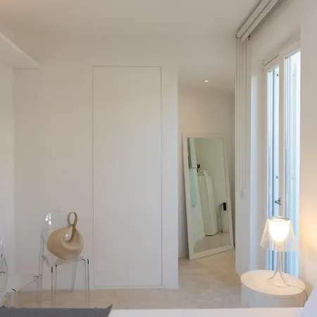 Amazing Piazza Venezia With Jacuzzi And Terrace Apartamento