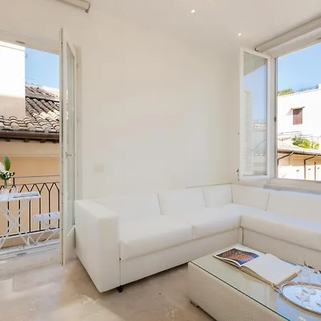 アパート Amazing Piazza Venezia With Jacuzzi And Terrace ローマ