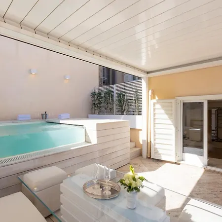 Amazing Piazza Venezia With Jacuzzi And Terrace * ローマ