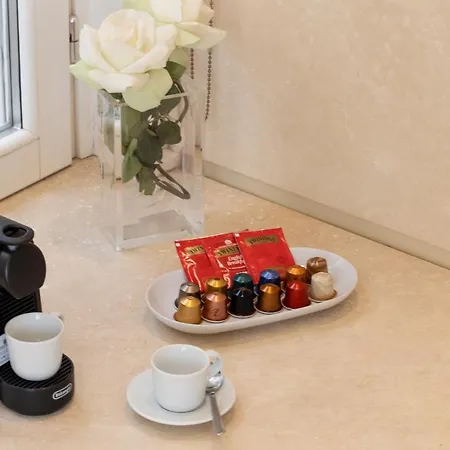 Amazing Piazza Venezia With Jacuzzi And Terrace アパート