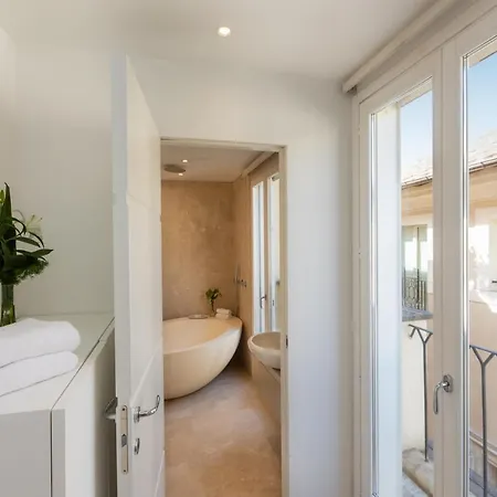 アパート Amazing Piazza Venezia With Jacuzzi And Terrace