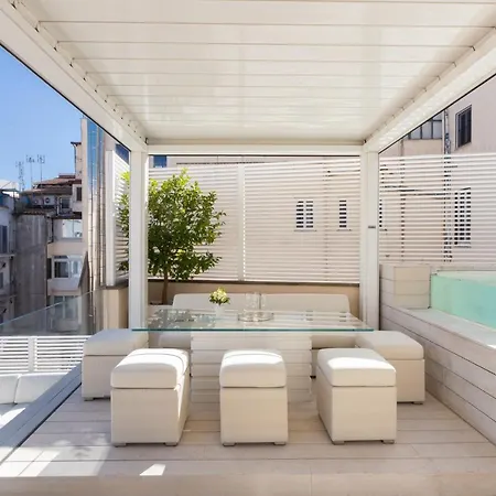 Amazing Piazza Venezia With Jacuzzi And Terrace * ローマ