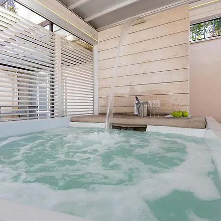 Amazing Piazza Venezia With Jacuzzi And Terrace