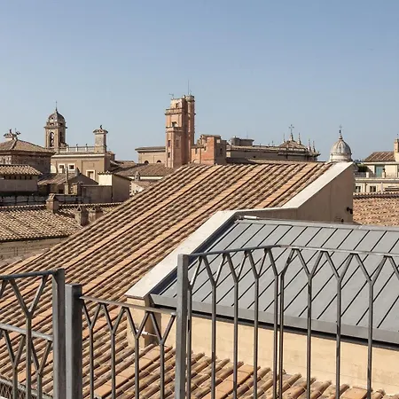 Amazing Piazza Venezia With Jacuzzi And Terrace アパート