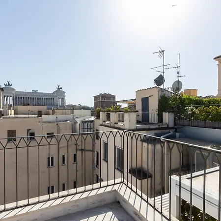 Amazing Piazza Venezia With Jacuzzi And Terrace *