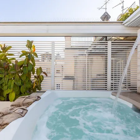 Amazing Piazza Venezia With Jacuzzi And Terrace ローマ
