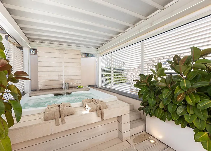 Amazing Piazza Venezia With Jacuzzi&terrace Appartamento *